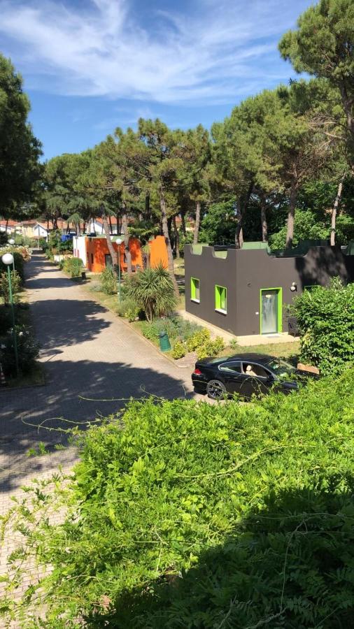 Villaggio Mithos Misano Adriatico Exterior foto