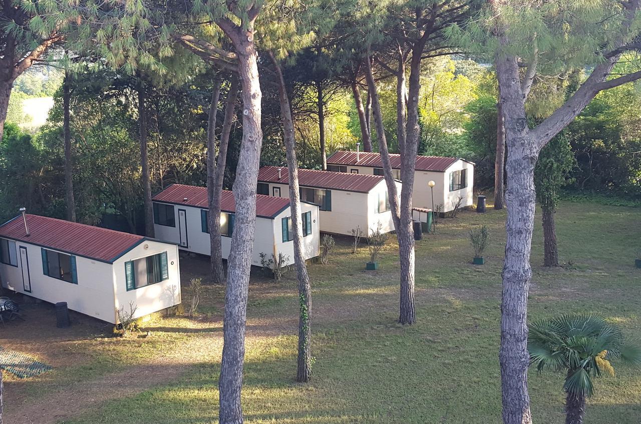 Villaggio Mithos Misano Adriatico Exterior foto